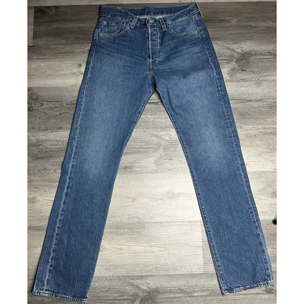Levi's 501 Men's Jeans 32x34 Medium Stonewash Blue Cotton Button Fly Straight